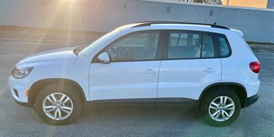 2017 Volkswagen Tiguan 2.0T S - Photo 2 - Evansville, IN 47711