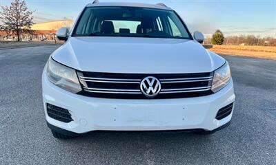 2017 Volkswagen Tiguan 2.0T S - Photo 8 - Evansville, IN 47711