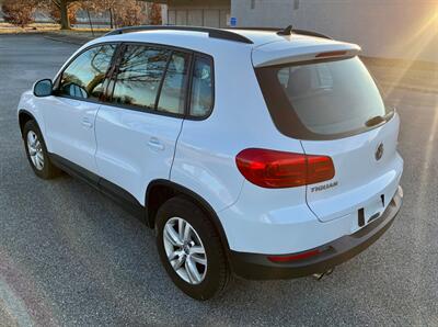 2017 Volkswagen Tiguan 2.0T S - Photo 3 - Evansville, IN 47711
