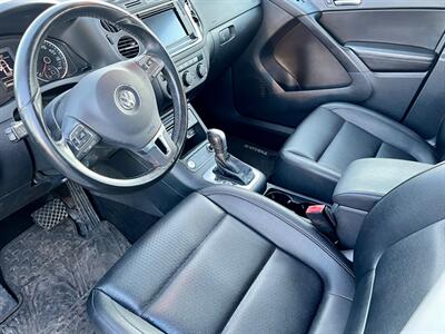 2017 Volkswagen Tiguan 2.0T S - Photo 13 - Evansville, IN 47711
