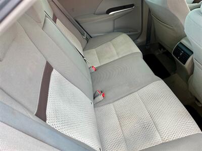 2012 Toyota Camry XLE   - Photo 10 - Evansville, IN 47711