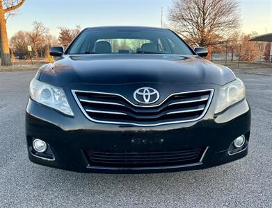 2010 Toyota Camry XLE V6 - Photo 8 - Evansville, IN 47711