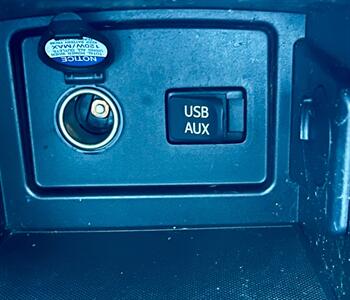 2010 Toyota Camry XLE V6 - Photo 21 - Evansville, IN 47711