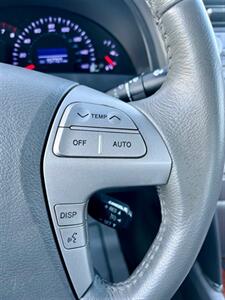 2010 Toyota Camry XLE V6 - Photo 15 - Evansville, IN 47711