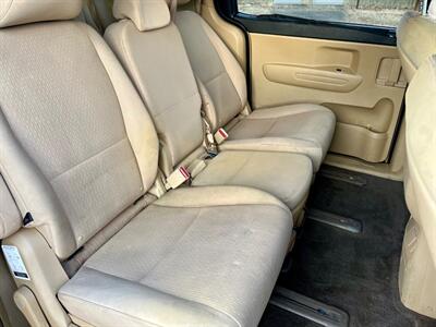 2016 Kia Sedona LX   - Photo 10 - Evansville, IN 47711