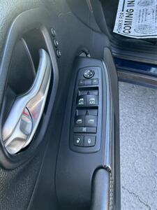 2016 Jeep Cherokee Limited   - Photo 10 - Hillsboro, OR 97123