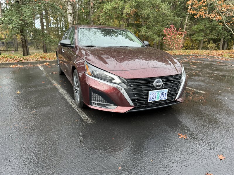 2025 Nissan Altima 2.5 SV   - Photo 1 - Hillsboro, OR 97123