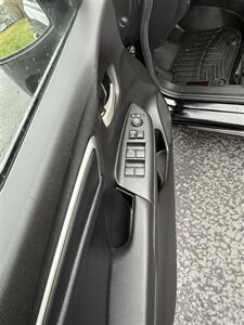 2016 Honda Fit LX - Photo 9 - Hillsboro, OR 97123