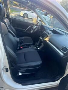 2017 Subaru Forester 2.0XT Premium   - Photo 12 - Hillsboro, OR 97123