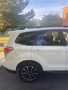 2017 Subaru Forester 2.0XT Premium   - Photo 5 - Hillsboro, OR 97123