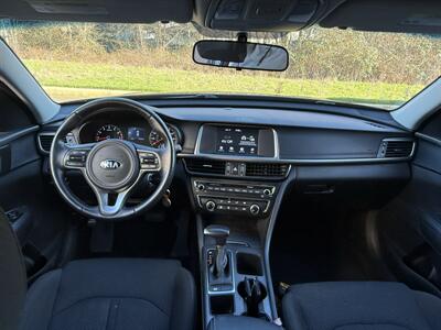 2018 Kia Optima LX Turbo   - Photo 6 - Hillsboro, OR 97123