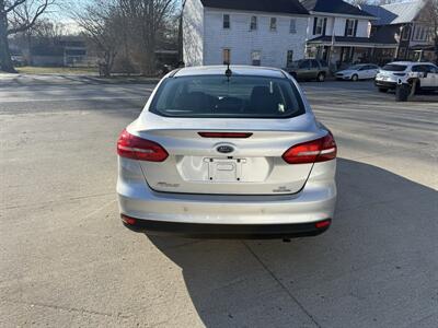 2016 Ford Focus SE - Photo 6 - Somerville, OH 45064