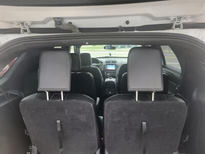 2018 Ford Explorer XLT - Photo 11 - Somerville, OH 45064