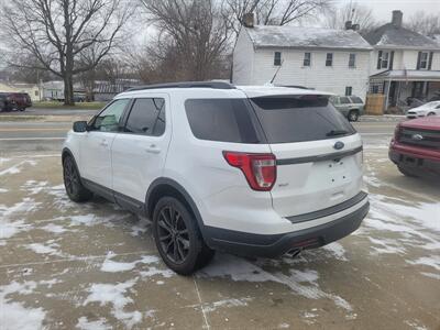 2018 Ford Explorer XLT - Photo 4 - Somerville, OH 45064