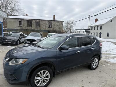 2014 Nissan Rogue SV - Photo 3 - Somerville, OH 45064