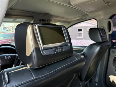 2014 Nissan Armada Platinum - Photo 24 - Somerville, OH 45064