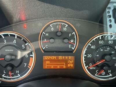 2014 Nissan Armada Platinum - Photo 35 - Somerville, OH 45064