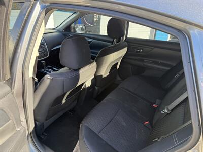 2018 Nissan Altima 2.5 S   - Photo 8 - Somerville, OH 45064