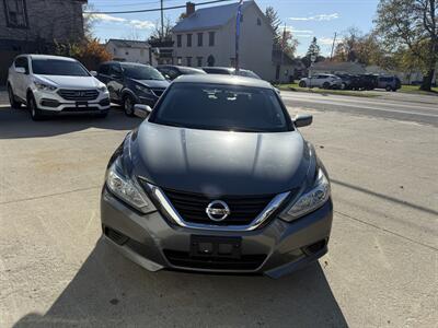 2018 Nissan Altima 2.5 S   - Photo 2 - Somerville, OH 45064