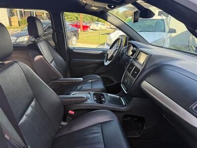 2020 Dodge Grand Caravan GT   - Photo 7 - Somerville, OH 45064