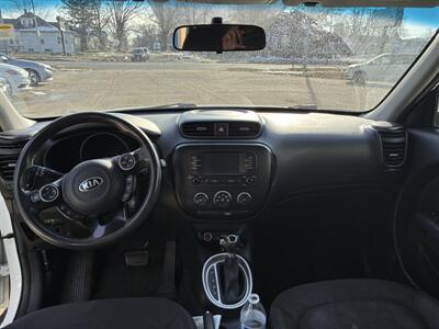 2019 Kia Soul   - Photo 6 - Charleston, IL 61920