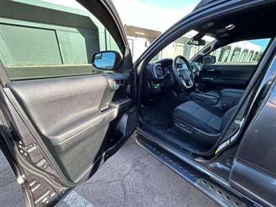 2021 Toyota Tacoma SR V6  TRD Offroad 4X4 - Photo 13 - Phoenix, AZ 85029