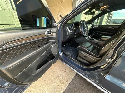 2019 Jeep Grand Cherokee Summit - Photo 12 - Phoenix, AZ 85029