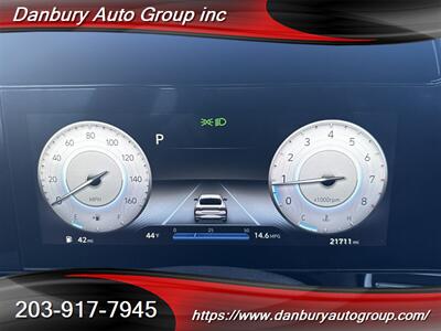 2023 Hyundai Elantra Limited   - Photo 11 - Danbury, CT 06810