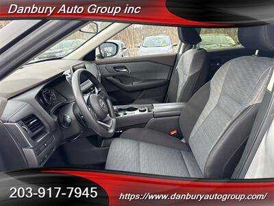 2023 Nissan Rogue SV   - Photo 9 - Danbury, CT 06810
