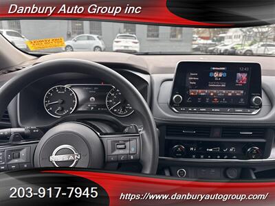 2023 Nissan Rogue SV   - Photo 10 - Danbury, CT 06810