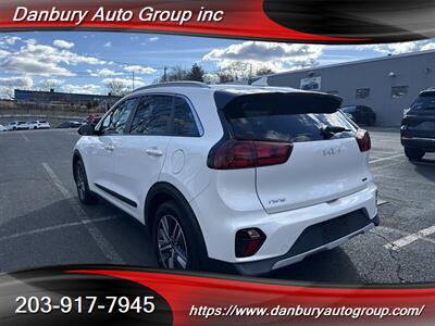 2022 Kia Niro Plug-In Hybrid LXS  LXS - Photo 3 - Danbury, CT 06810