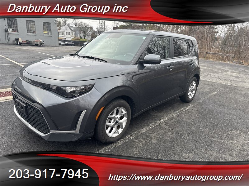 2024 Kia Soul LX  