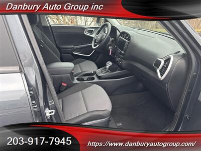 2024 Kia Soul LX - Photo 10 - Danbury, CT 06810