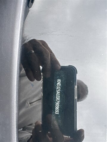 2024 Kia Soul LX - Photo 12 - Danbury, CT 06810