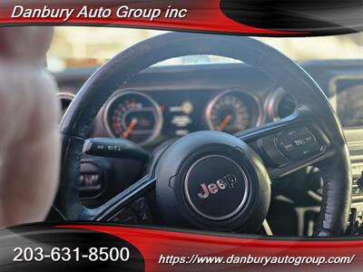 2018 Jeep Wrangler Unlimited Sport   - Photo 12 - Danbury, CT 06810