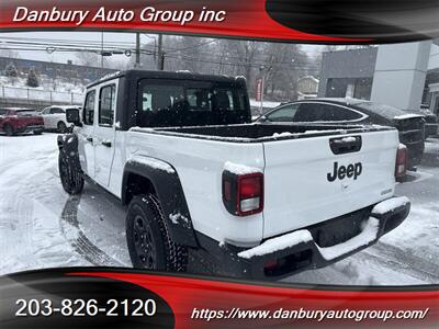2020 Jeep Gladiator Sport   - Photo 4 - Danbury, CT 06810