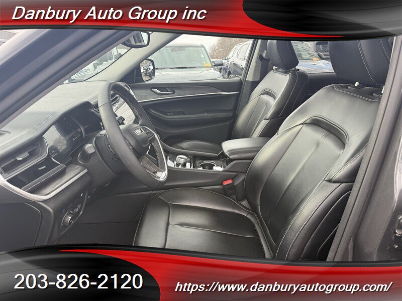 2023 Jeep Grand Cherokee 4xe - Photo 8 - Danbury, CT 06810