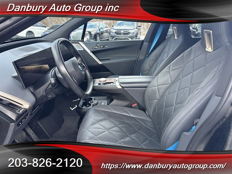 2023 BMW iX M60 - Photo 9 - Danbury, CT 06810