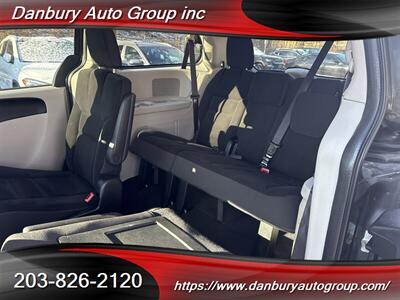 2017 Dodge Grand Caravan SE   - Photo 11 - Danbury, CT 06810