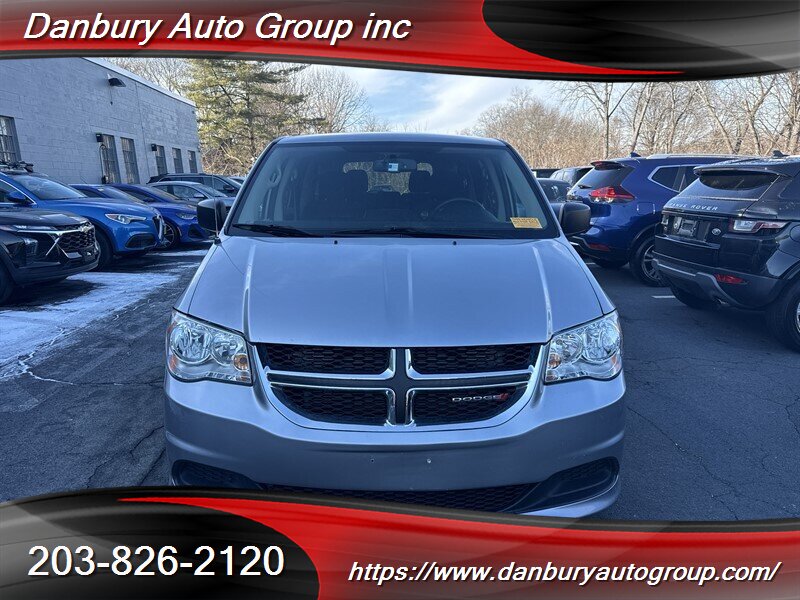 2017 Dodge Grand Caravan SE - Photo 2 - Danbury, CT 06810