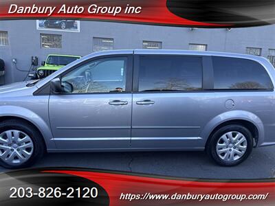 2017 Dodge Grand Caravan SE - Photo 3 - Danbury, CT 06810