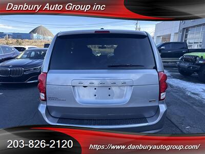 2017 Dodge Grand Caravan SE - Photo 5 - Danbury, CT 06810