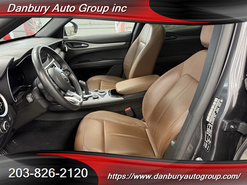 2024 Alfa Romeo Stelvio Ti - Photo 9 - Danbury, CT 06810