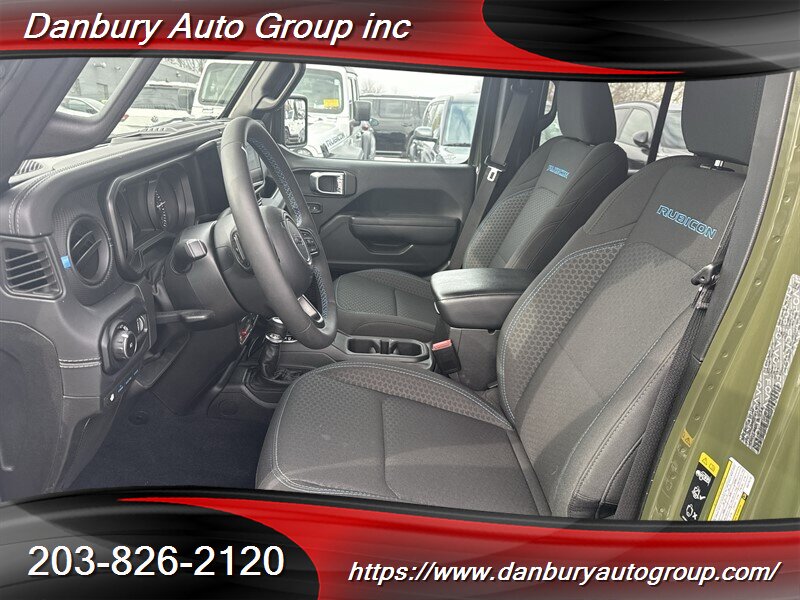 2024 Jeep Wrangler Rubicon 4xe - Photo 9 - Danbury, CT 06810