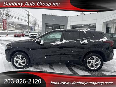 2025 Chevrolet Trax LS   - Photo 3 - Danbury, CT 06810