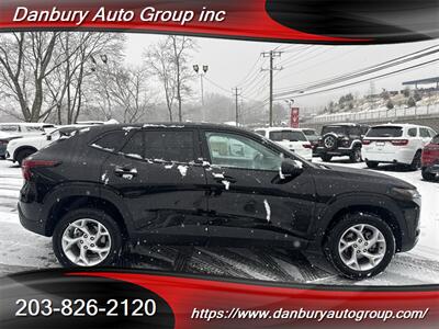 2025 Chevrolet Trax LS   - Photo 7 - Danbury, CT 06810