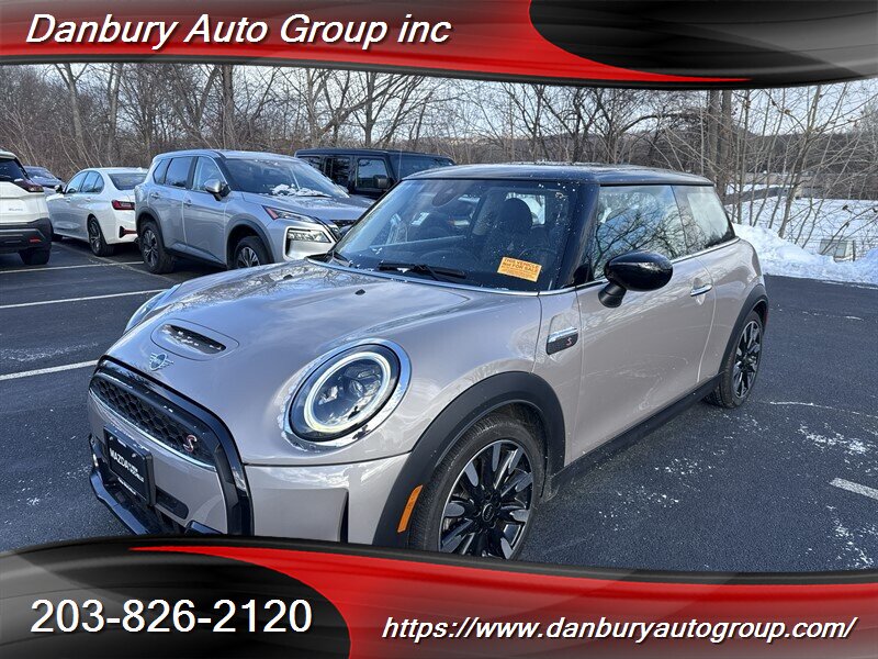 2022 MINI Hardtop 2 Door Cooper S   - Photo 1 - Danbury, CT 06810