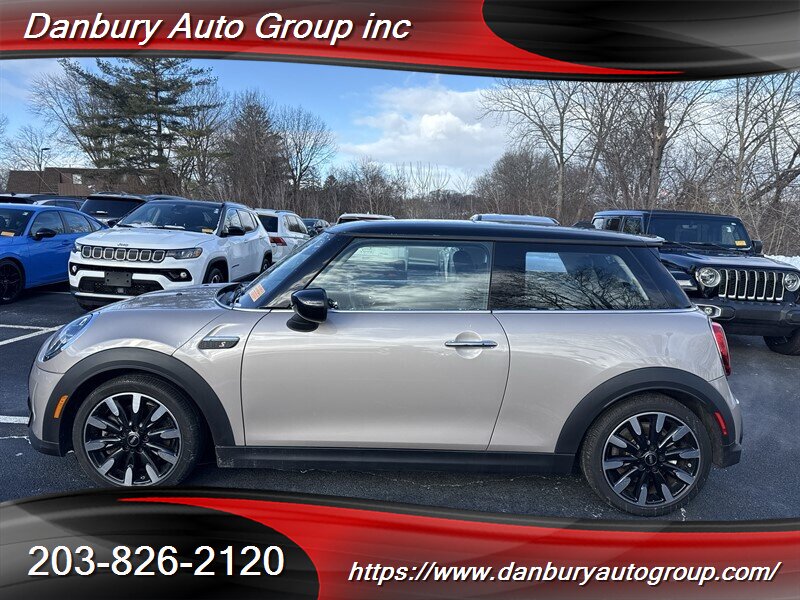 2022 MINI Hardtop 2 Door Cooper S - Photo 3 - Danbury, CT 06810