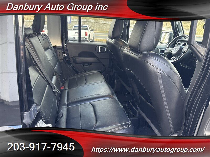 2021 Jeep Wrangler Unlimited Sahara 4xe - Photo 9 - Danbury, CT 06810
