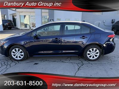 2023 Toyota Corolla LE   - Photo 2 - Danbury, CT 06810
